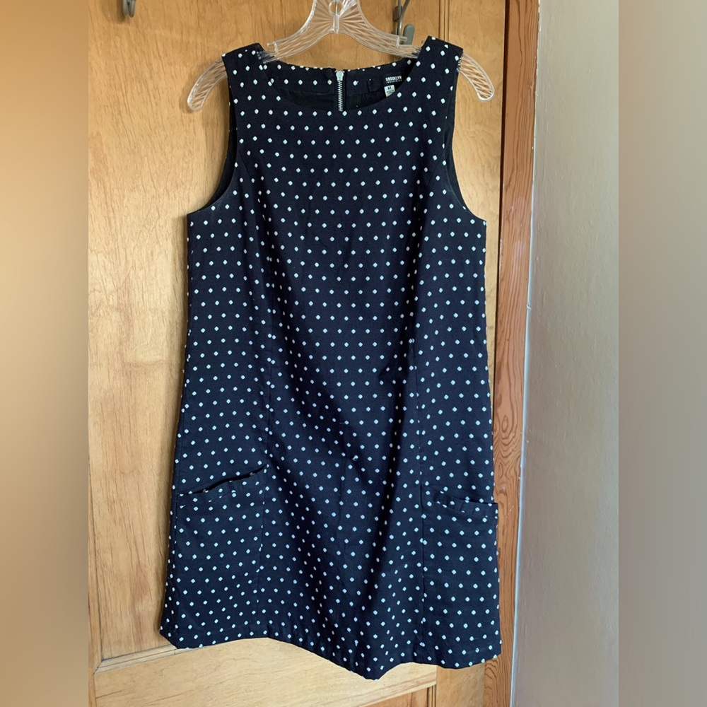 Brooklyn Industries Straight Cut Dress, size M